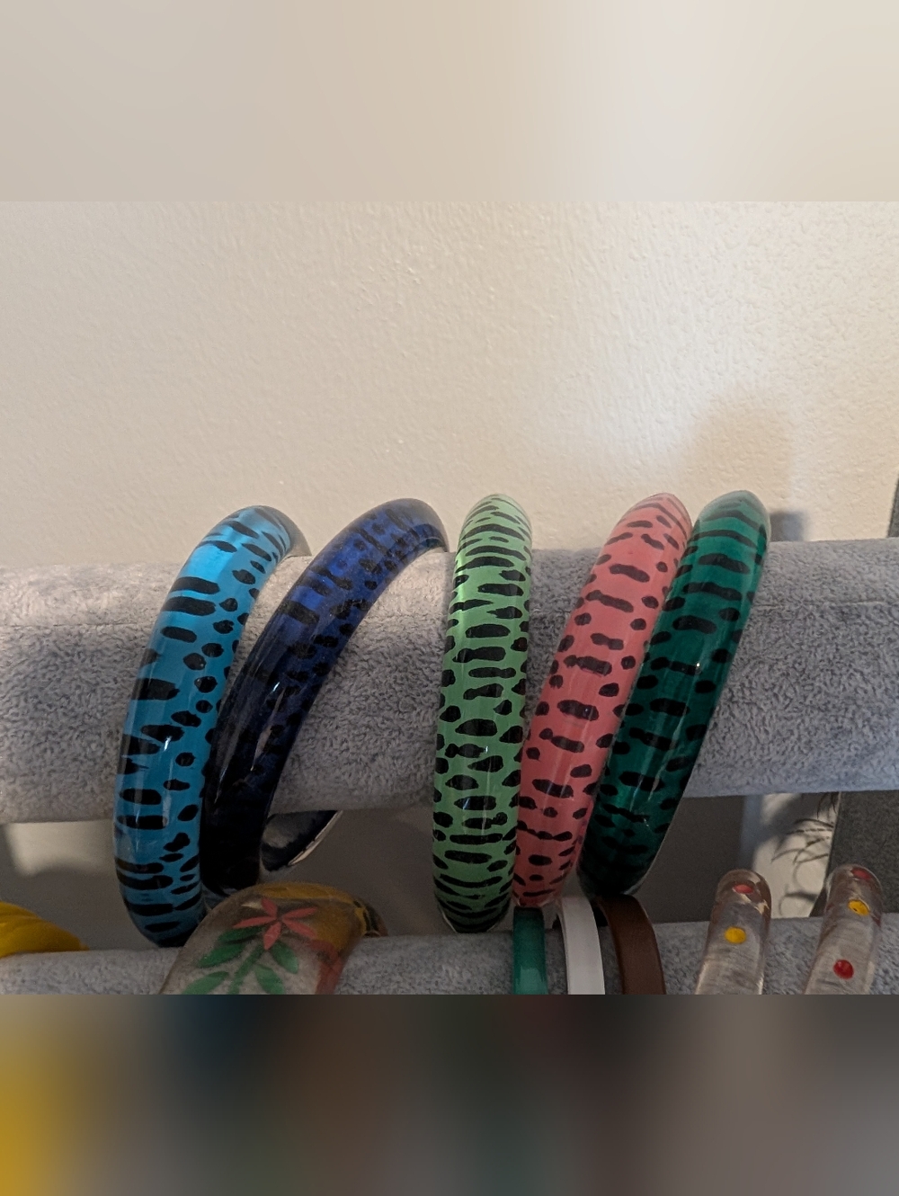 Splendette pinup retro bangles duchess size vintage